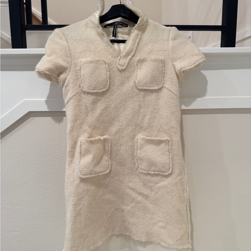 Chic Cream petite Dress with pockets